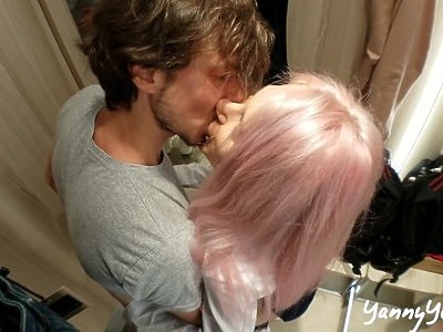 kutas sterczący w młodej cipce