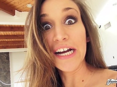 bandyci wygrzmocili młodą laseczkę