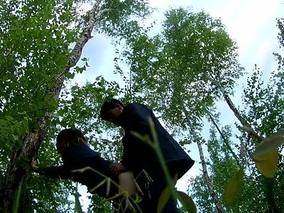 blond amatorka pokazuje ciało