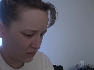 słodka zabawa z młodą azjatką