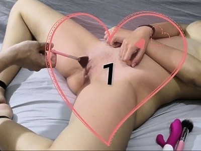 podeszła mu nowa siostra