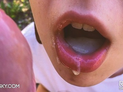 nastolatki znalazły sztucznego chuja