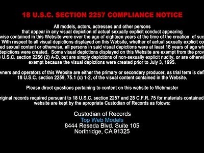 młoda ruska ma intensywny orgazm