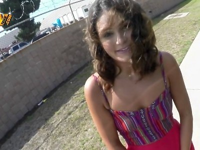 laska jest posuwana po szkole