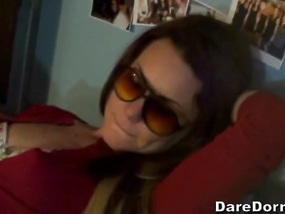 zwinna młoda niunia