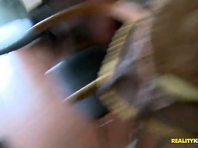 poderwana amatorka rżnięta nocną porą