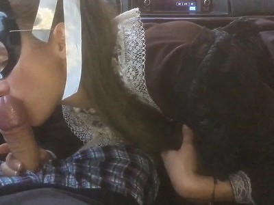 chuda nastolatka ma ochotę na przyjaciela swojej matki