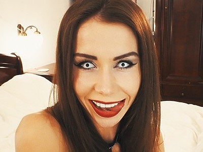 kompilacja z młodą cycatką