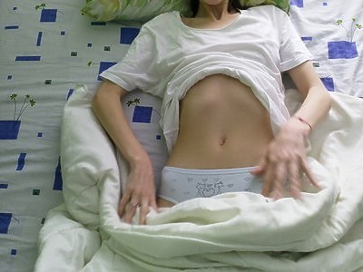 córka najlepszych przyjaciół robi loda