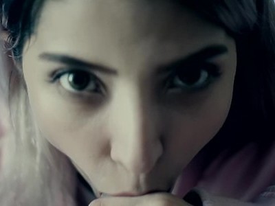 posuwanie niewinnej uczennicy