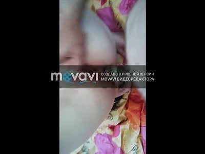 smukłe rosyjska dziewica nabita na stole