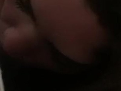 uczennica lubi mieć kutasa między piersiątkami