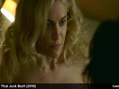 jebanie chudej pięknej nastolatki na podłodze