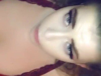 czekoladowa nastolatka z dużą dupką ujeżdża faceta