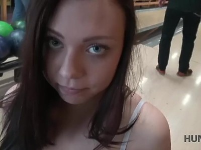 owłosiona amatorka z wibratorem