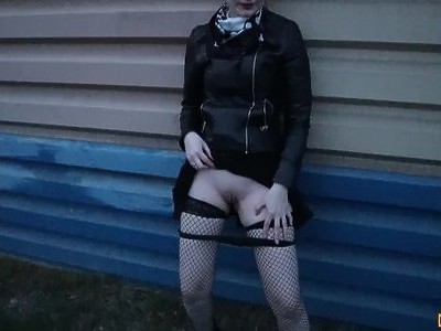 młoda pani ma słodkie usta