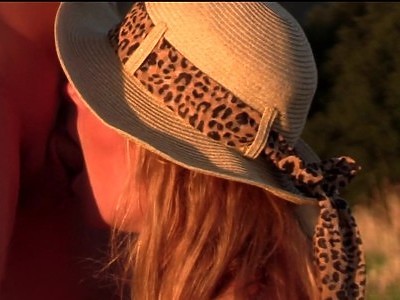 fajna pupcia młodej i napalonej