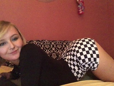 nastolatka lubi dojrzałych