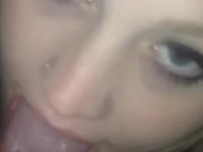 młoda też ssie bardzo dobrze