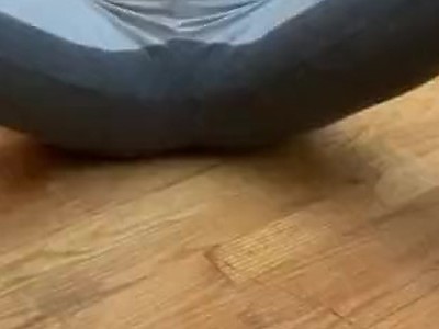 rosyjska nastolatka wali się na tapczanie