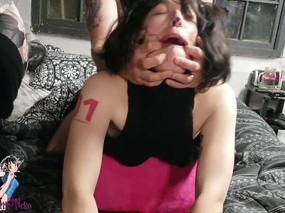 nastolatki na stole bilardowym