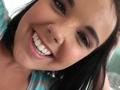 zwariowana dziewica robi sobie dobrze