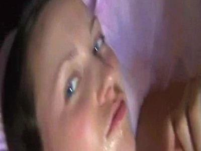 ruchanie nastolatki w lateksie