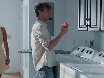 orgia z nastolatkami w apartamencie