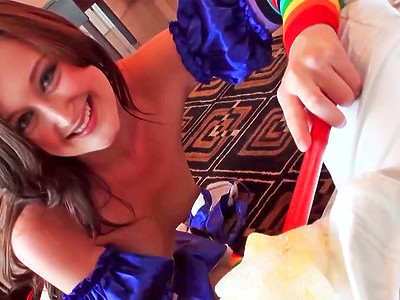 nastolatka oddaje zwieracze murzynowi