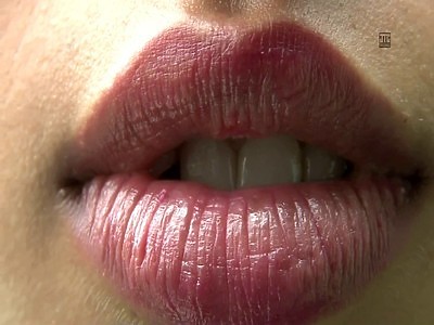 nastolatka wskakuje na jego długą pałę