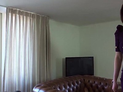 młoda polka wylizuje fiuta