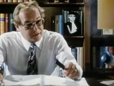 trafiła mu się śliczna cycata nastolatka