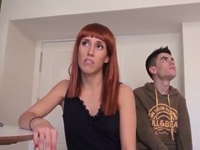 młoda biała suka i jej czarny pan