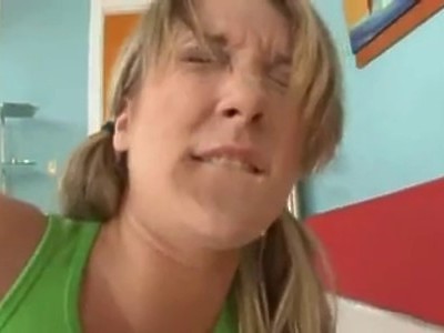 sterczące sutki amatorki