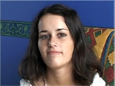 duże wargi sromowe u pięknej egzotycznej nastolatki