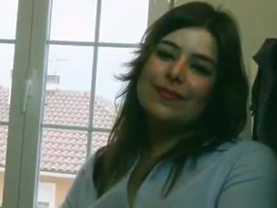 młoda panienka przespała się z czarnym ogierem