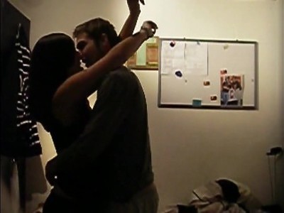 osiemnastoletnie panie chcą się z nim bzykać