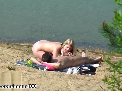 osiemnastolatka dogadza tatusiowi