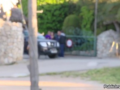 śliczna doświadczona nastolatka rucha się z kolegą