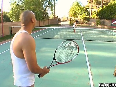 sucza nastolatka zakochana w swoim ojczymie