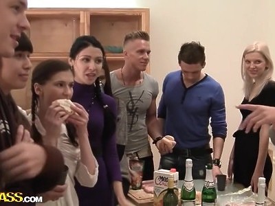 uczennica jest spragniona