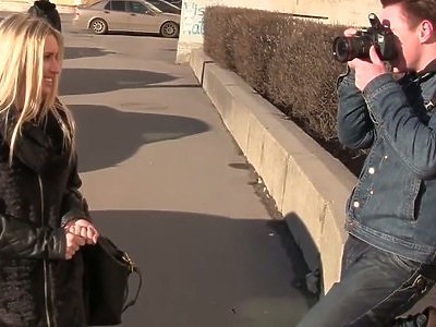 młoda lolla na starym kutasie