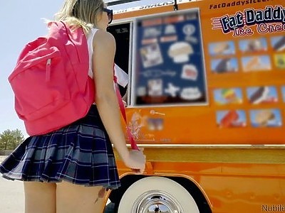 analna nastolatka ssie fajnie jądra