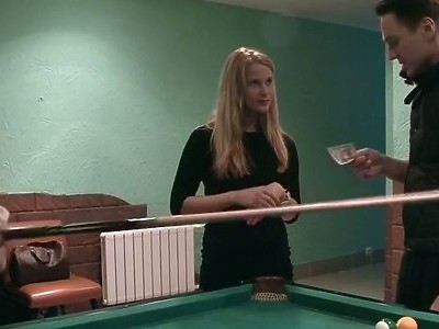 cudowna cycata blond nastolatka