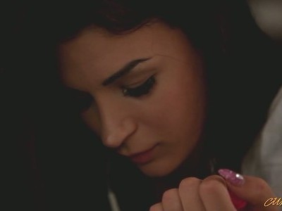 facet kręci film jak nastolatka obciąga mu grzybka