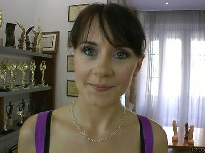 ładne młode szparki fantazjują z jego gałganem