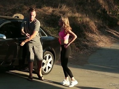 sex z nastolatką w skarpetkach