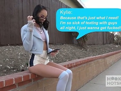 młoda obciąga na balkonie