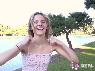 krótkie włosy nastolatki ruchanej przez dziadziusia