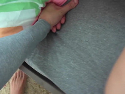 super nastolatka wypina swe konkretne dupsko